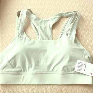 Lululemon training sports bra
